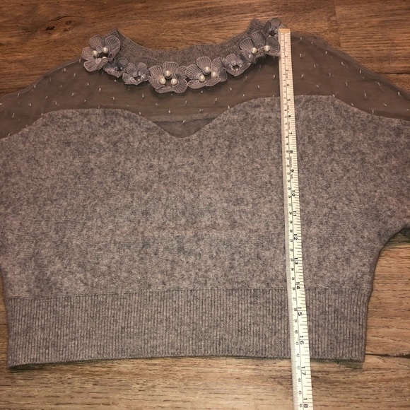 SNIDEL Angora Wool Blend Sheer Shoulder Flower Appliqué Cropped Sweater - Picture 10 of 10